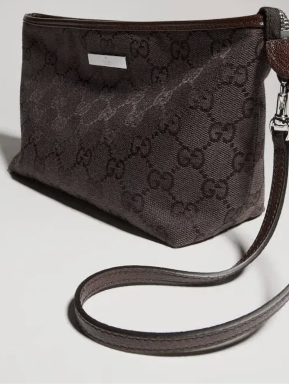Gucci , Movado And Ferragamo - - Picture 7 of 14